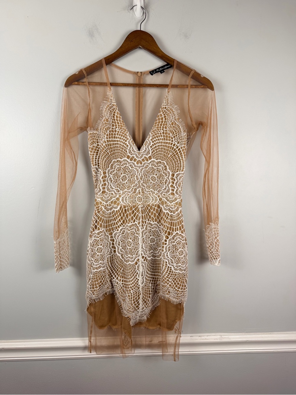 For love and lemons Antigua Mini Dress in White size small sheer - Picture 2 of 7